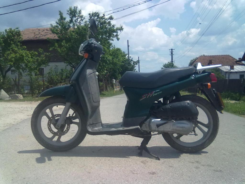 Scutere honda sh de vanzare #7